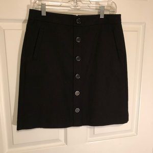 Black tweed button front mini 8 Ann Taylor